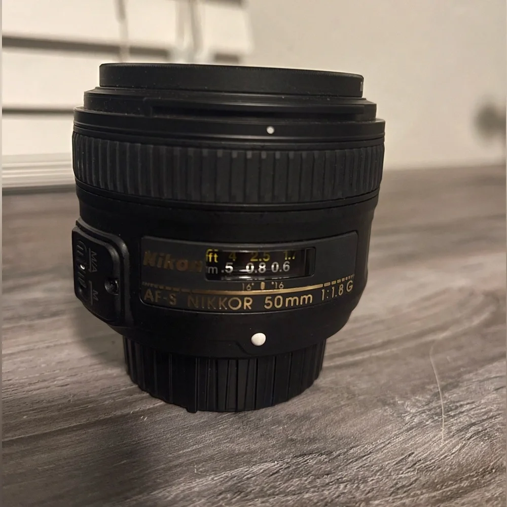 Nikon D5200 DSLR